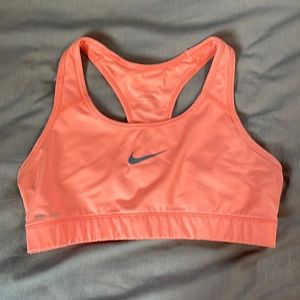 Nike Pro Sports Bra